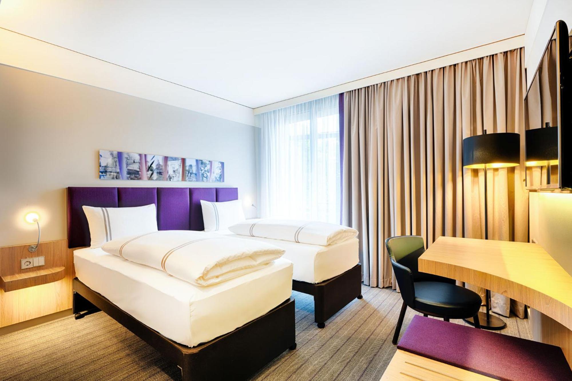 Premier Inn Heilbronn City Centre Exteriör bild