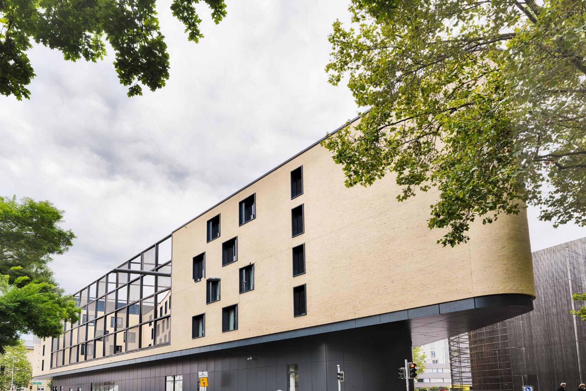 Premier Inn Heilbronn City Centre Exteriör bild