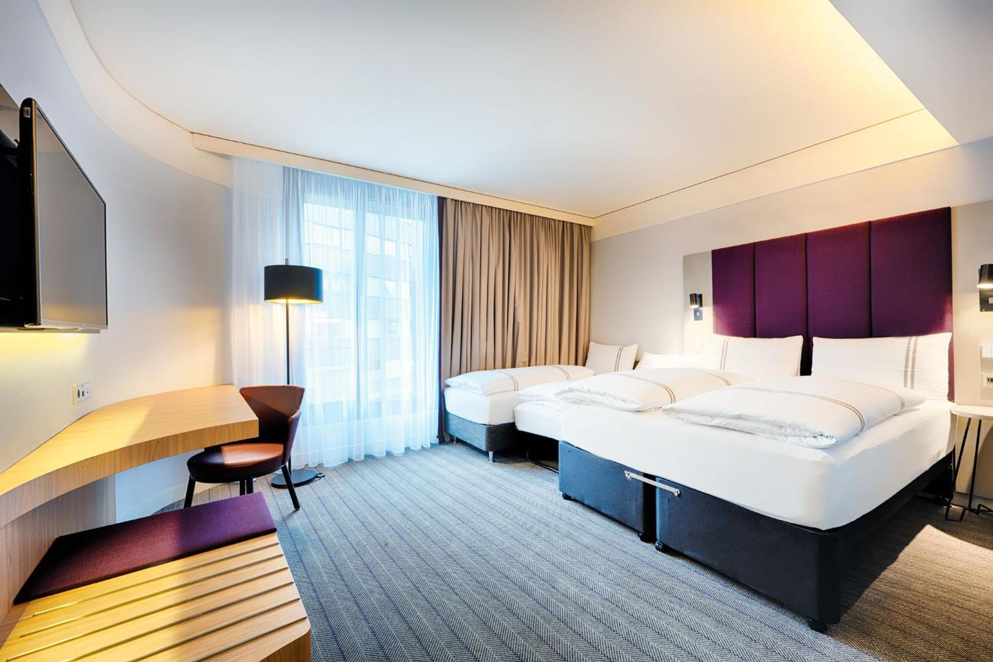 Premier Inn Heilbronn City Centre Exteriör bild