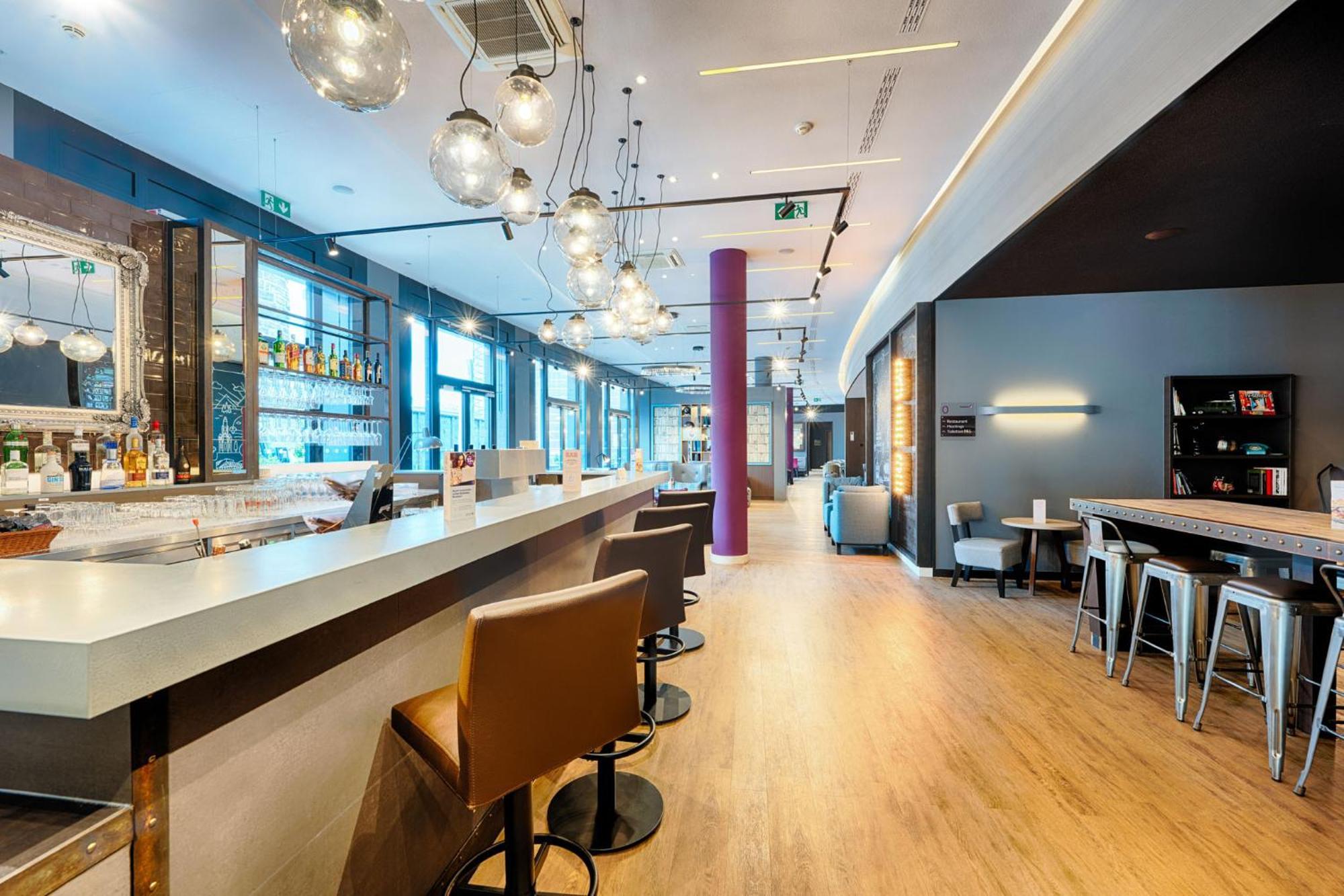 Premier Inn Heilbronn City Centre Exteriör bild